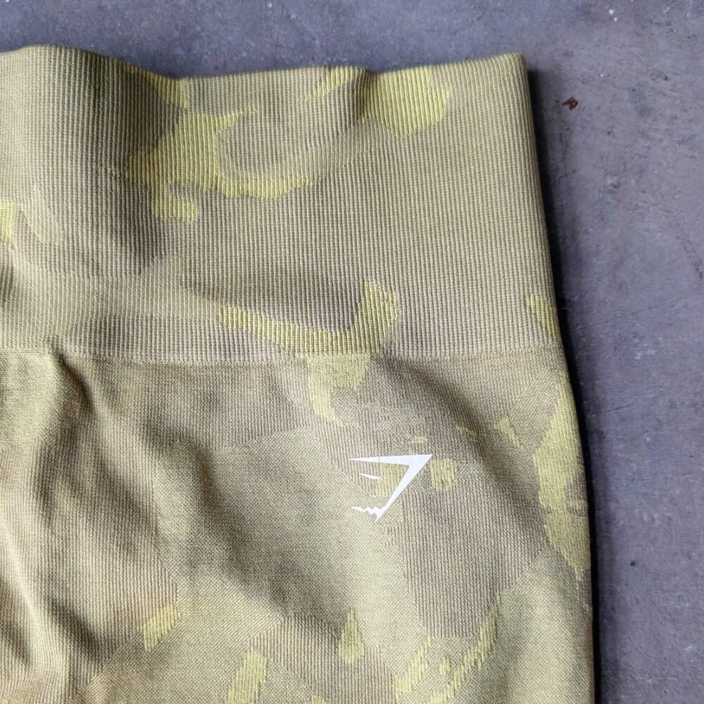 Gymshark Adapt Camo Seamless Sports Bra and Leggings Set Green small - Picture 7 of 9